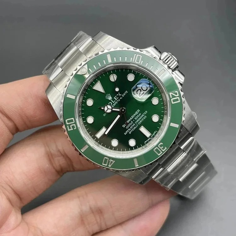 Watch RHA01