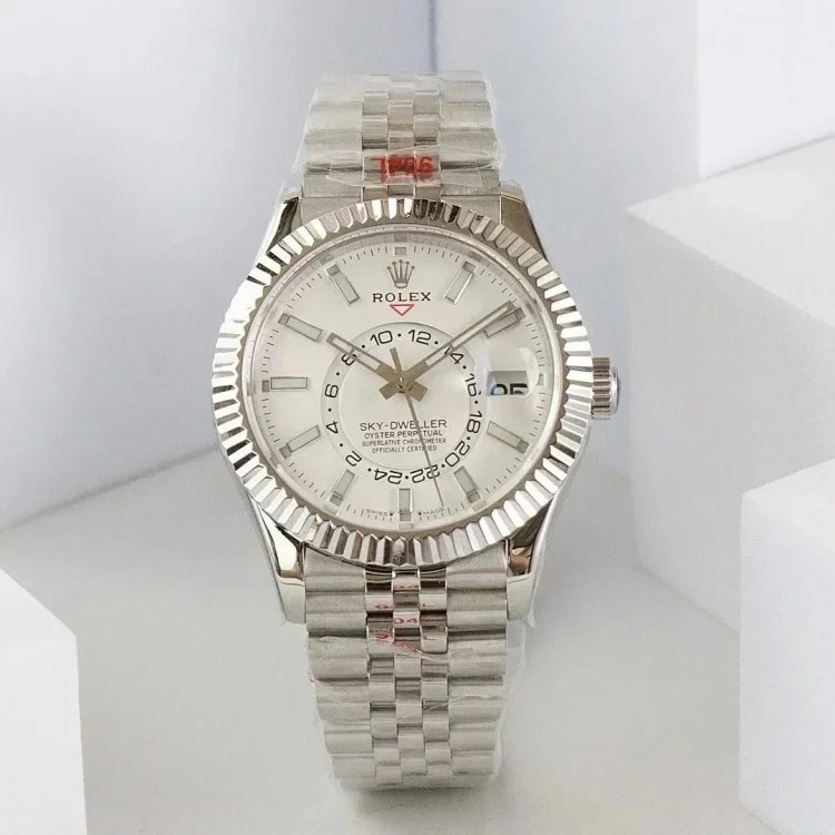 Watch RHA01