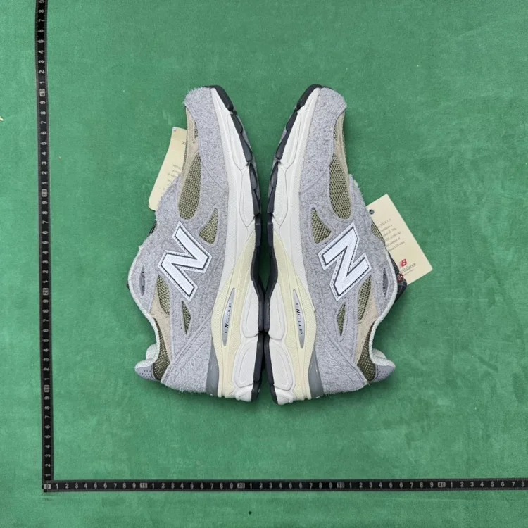ZC990 Sneakers 74