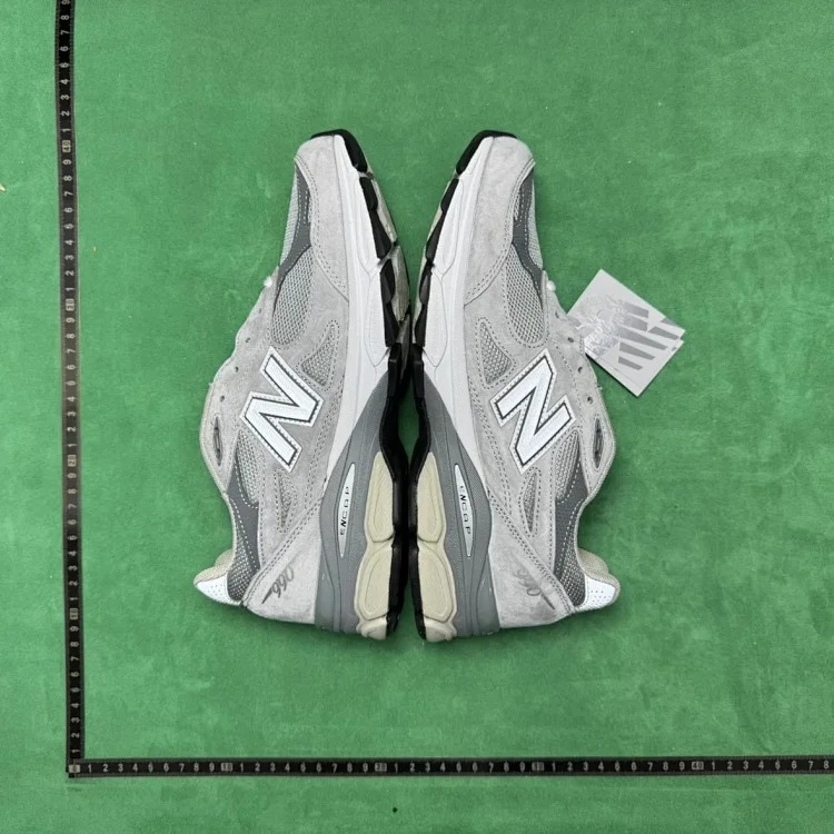 ZC990 Sneakers 74