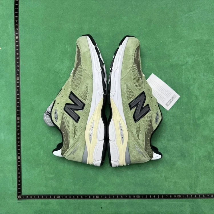 ZC990 Sneakers 74