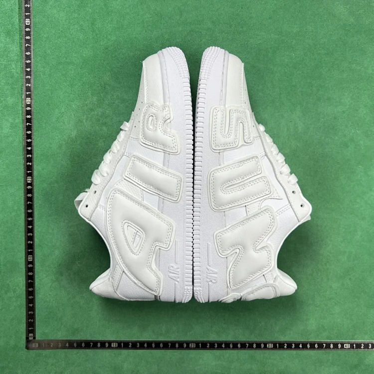 KO1 Low Top Skate Shoes 52