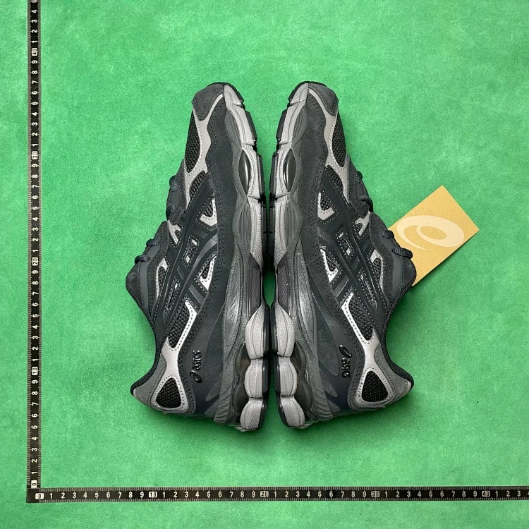 ZC0 Low Top Running Shoes 17