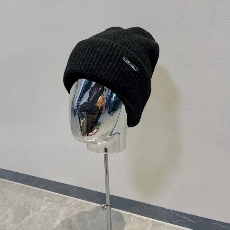 ￥120-138 Fashionable hat M109