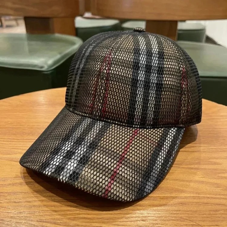 LJF88- hat 1:1/no box