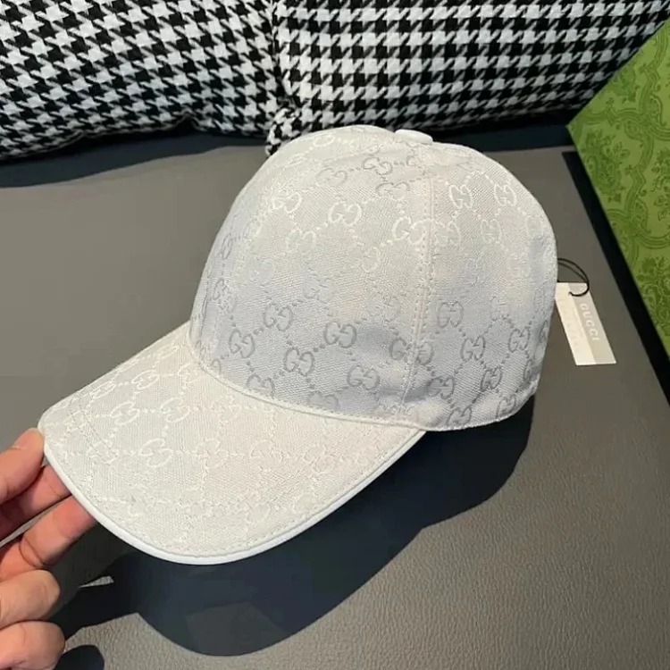 LJF88- hat 1:1/no box