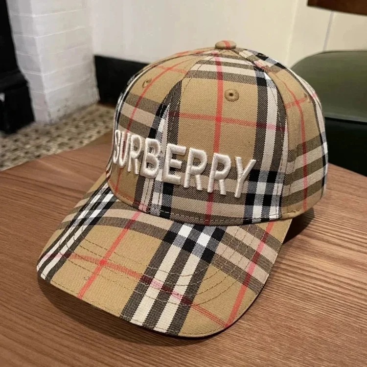 LJF88- hat 1:1/no box