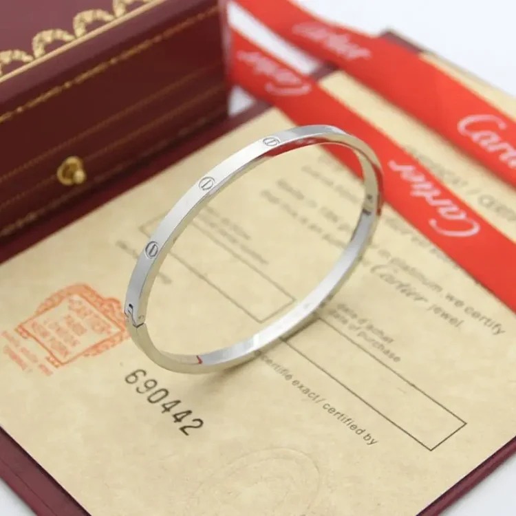 New fashion bracelet