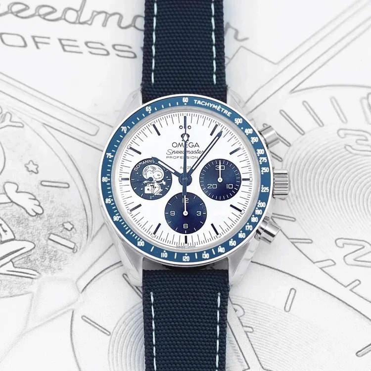 ￥600-700 Fashionable and versatile watch