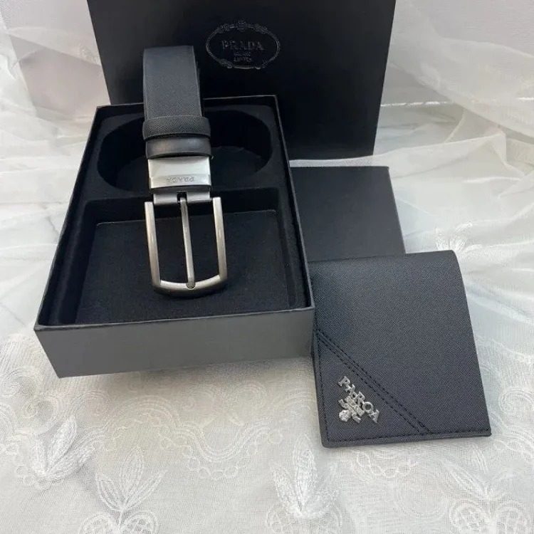 Fashionable and versatile classic belt