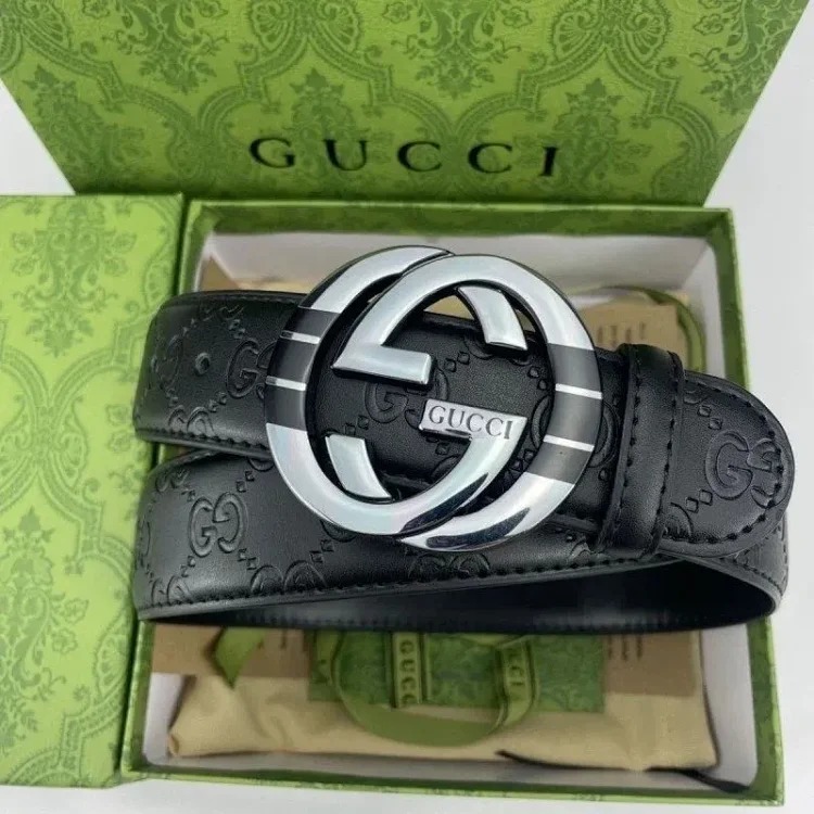 Fashionable and versatile classic belt