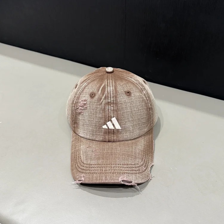Spring and summer new hats women's personalized baseball caps with holes, large head circumference, cotton peaked caps, sun protection hats
