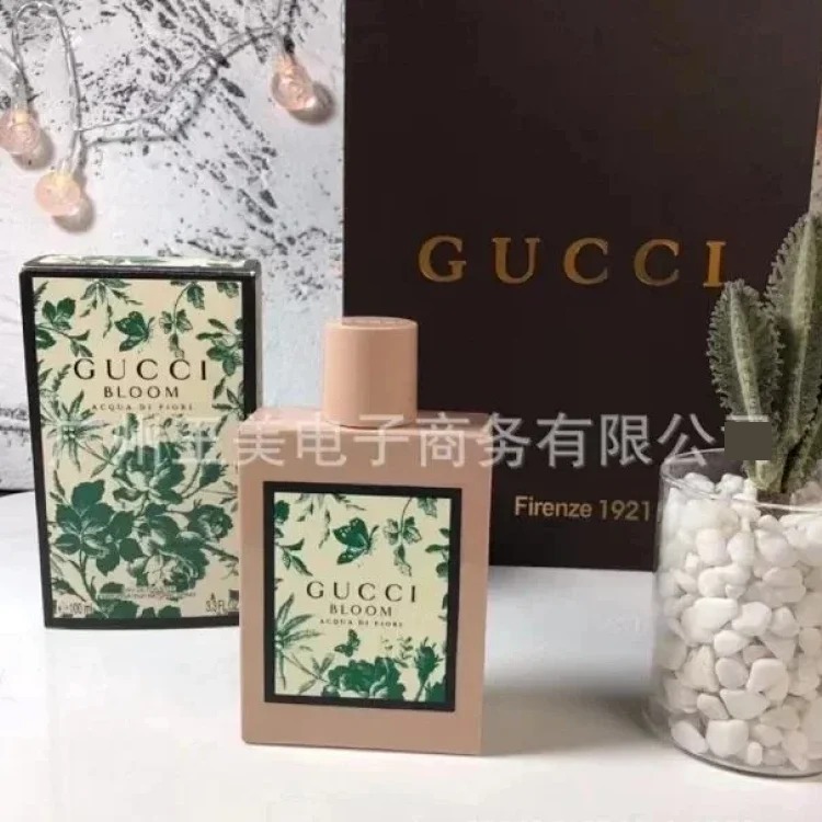 Fashionable and popular perfume