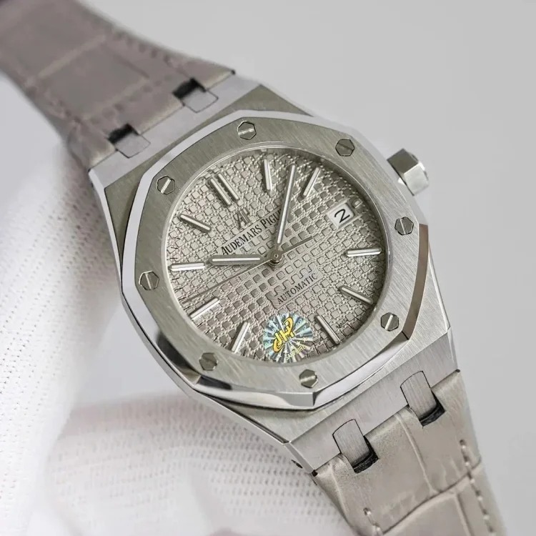 WAT2 Retro technology watch