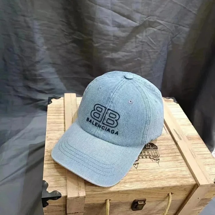 Hat 00026