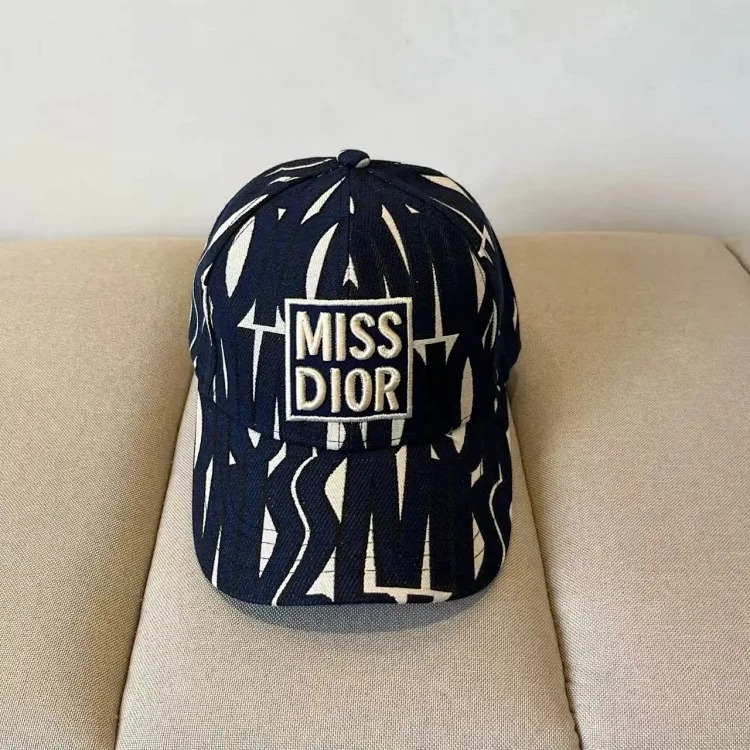 DR 25 classic, fashionable, casual and versatile hats