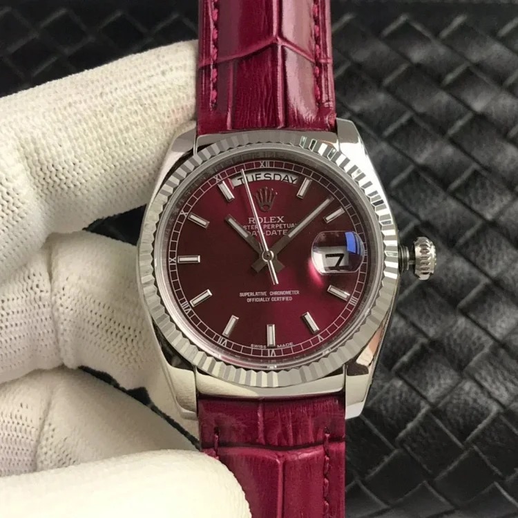 m5￥600 Fashionable and versatile watch