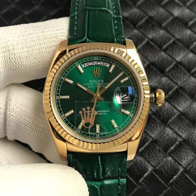 m5￥600 Fashionable and versatile watch