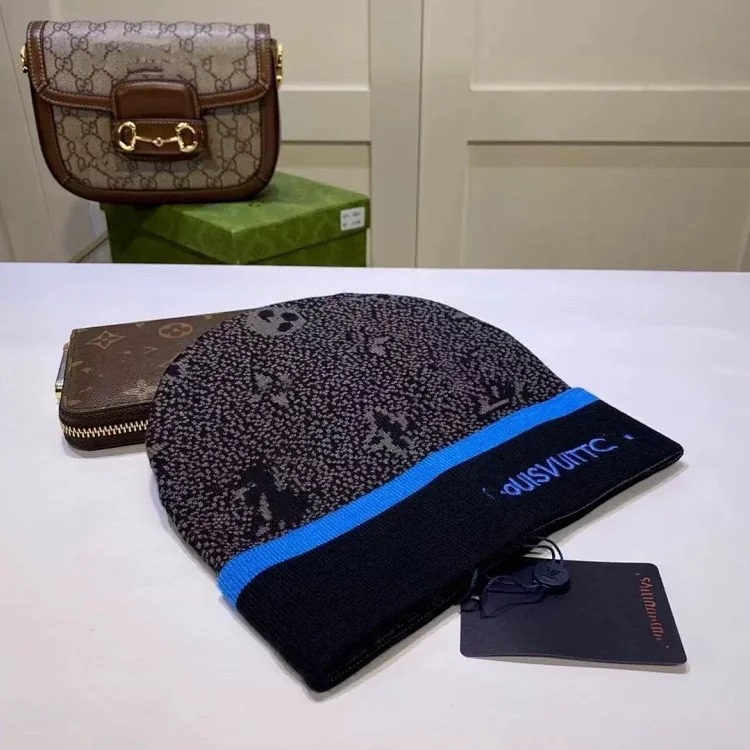 Special items of fashion hats are not returnable