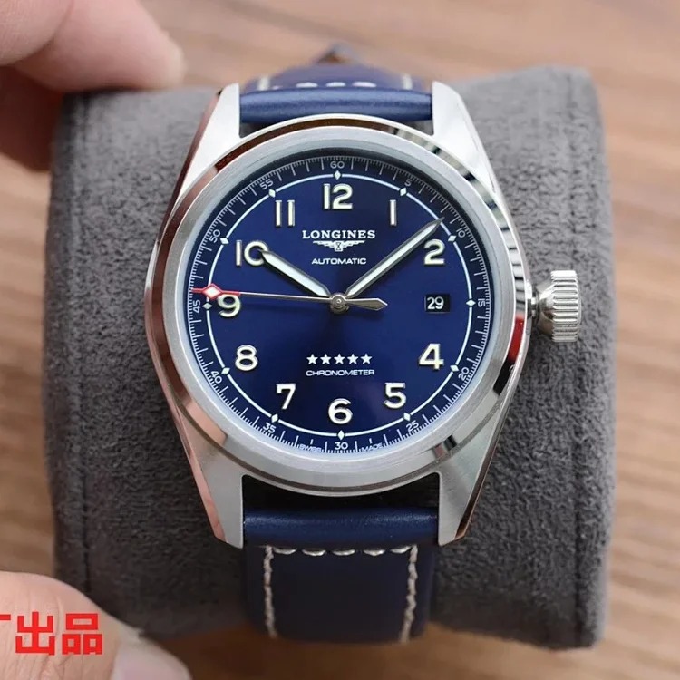 m7￥750 fashionable and versatile watch