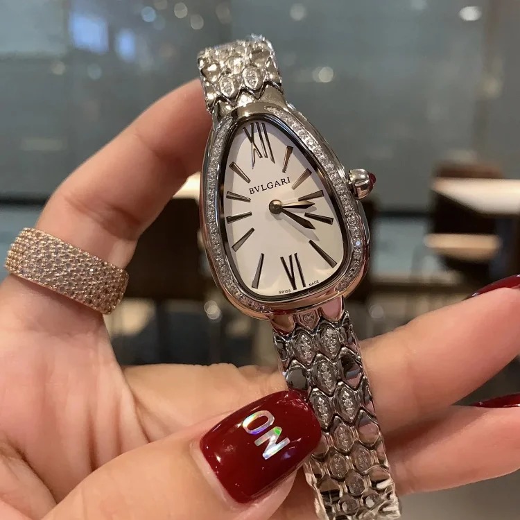 ￥680-980 Fashionable and versatile watch