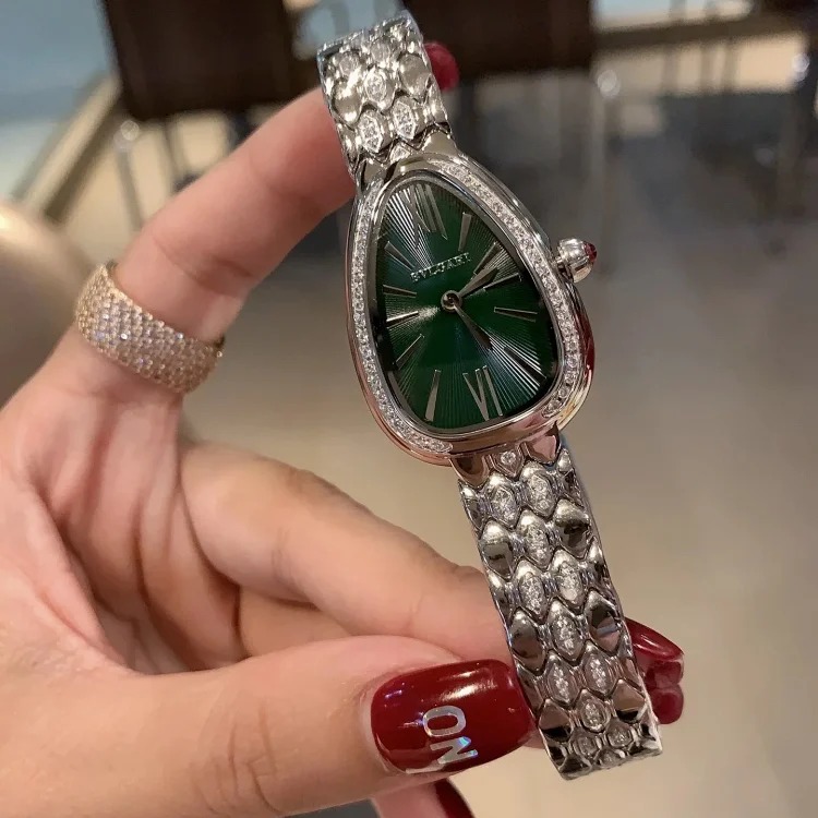 ￥680-980 Fashionable and versatile watch