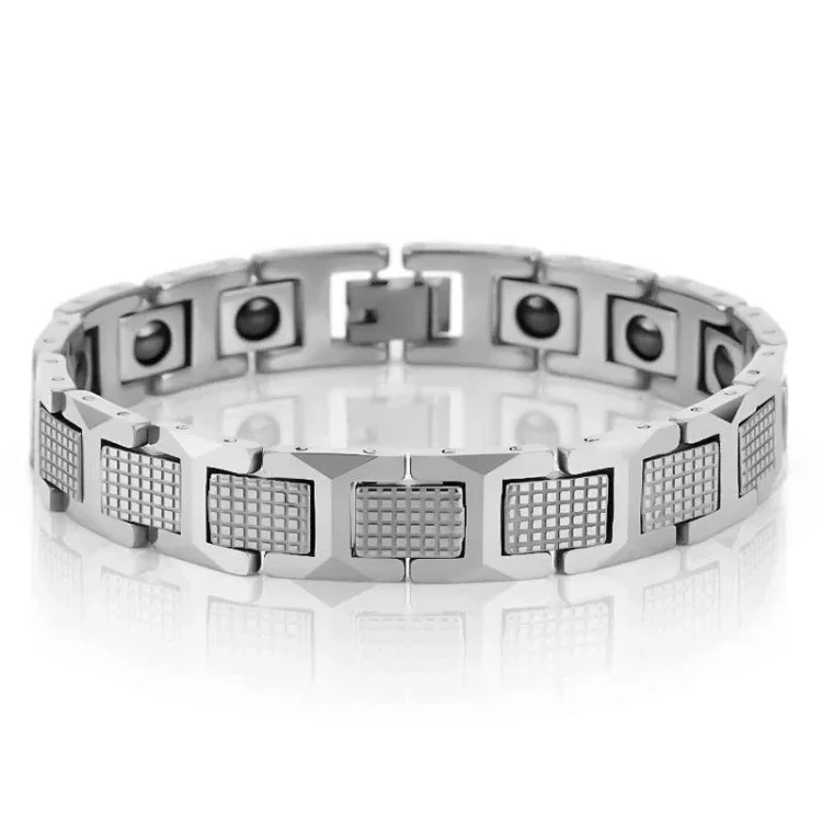 L micro fish bracelet