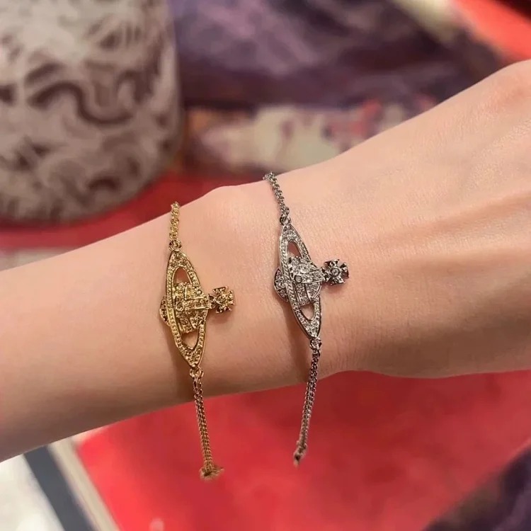 High of the Queen Mother's Saturn chain full of diamond bracelets for women niche simple high-end bracelets wholesale cross-border