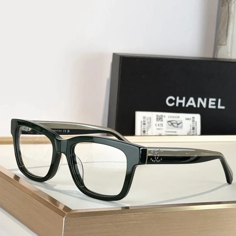 Sunglasses 22