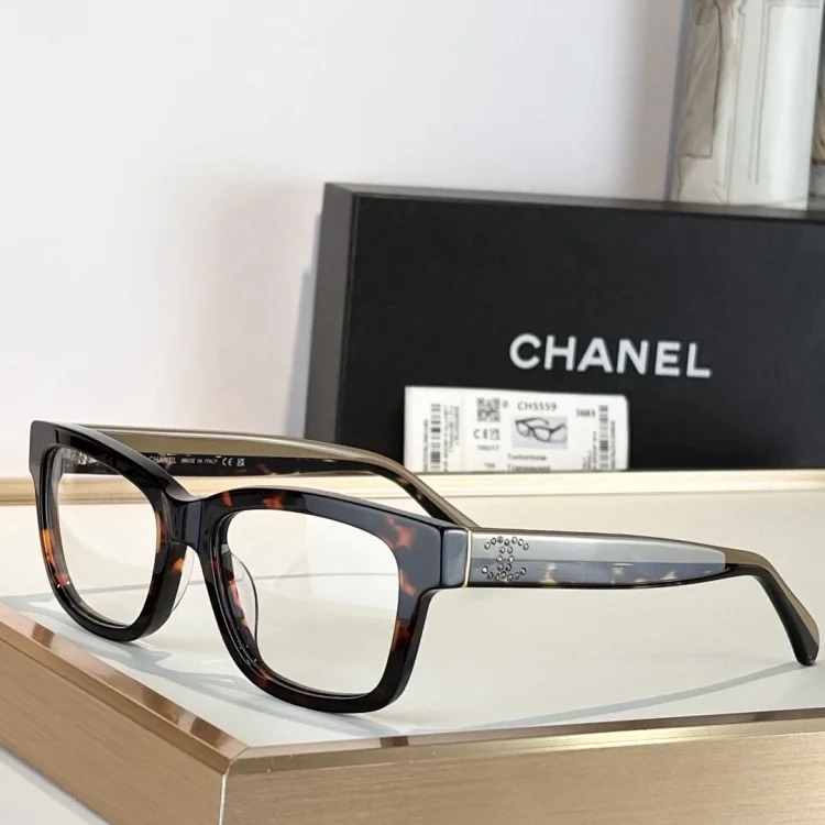 Sunglasses 22