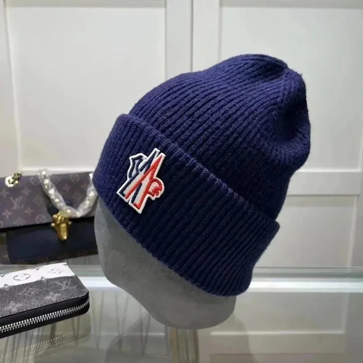 m hat