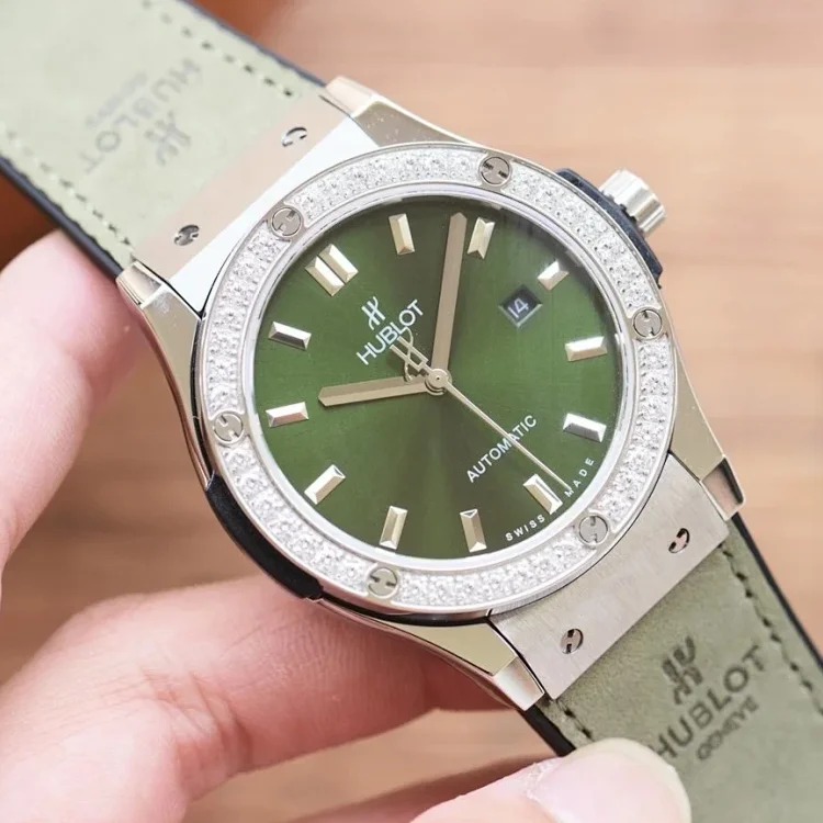 Fashion Trendy Versatile Watch 880-1600