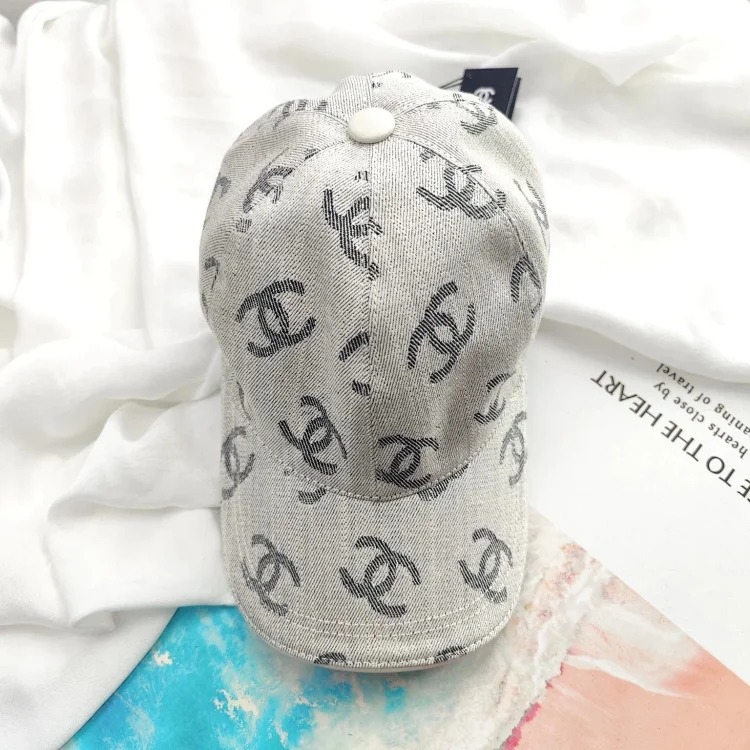 Fashion Versatile Hat 120