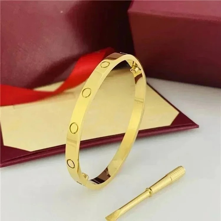 Fashion Premium Bracelet
