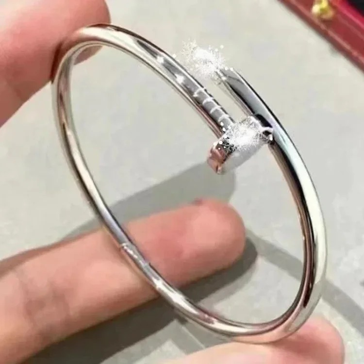 Fashion Premium Bracelet