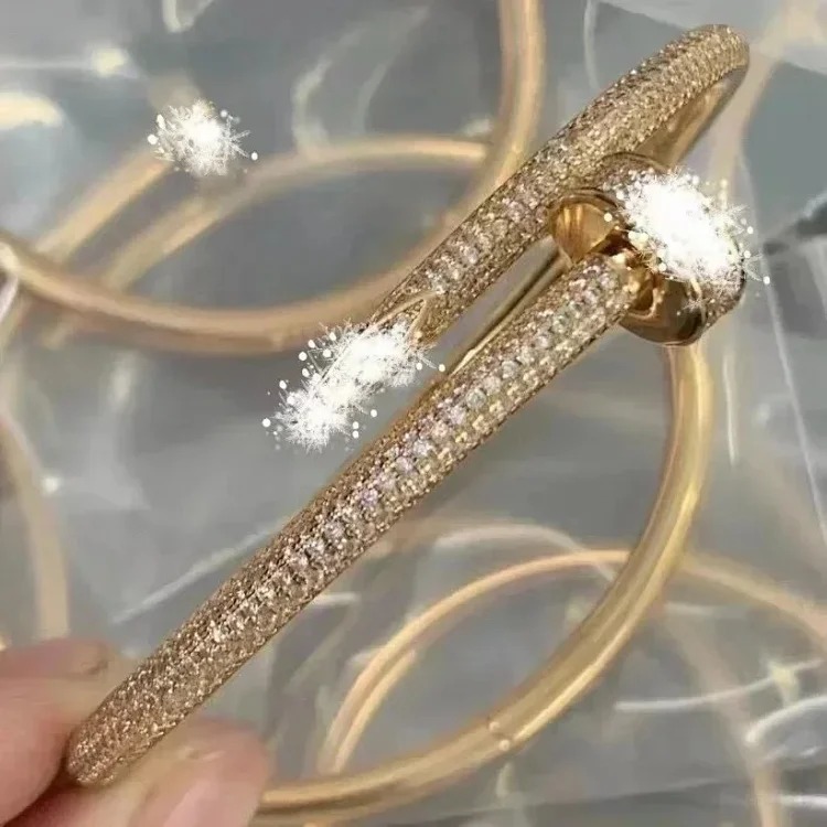 Fashion Premium Bracelet