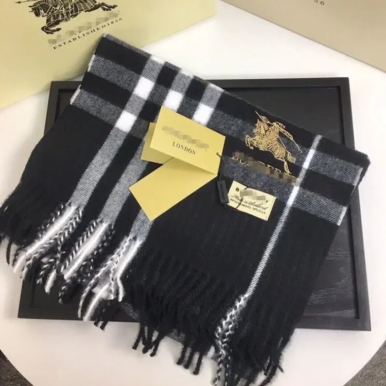 High Quality Fashion Trend Scarf 02