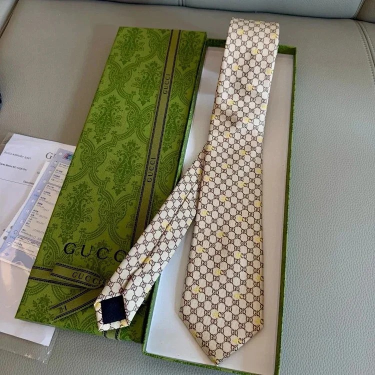 GU CCI Tie