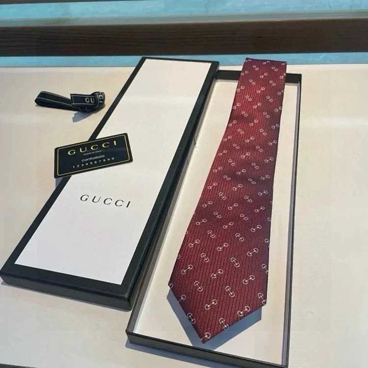 GU CCI Tie