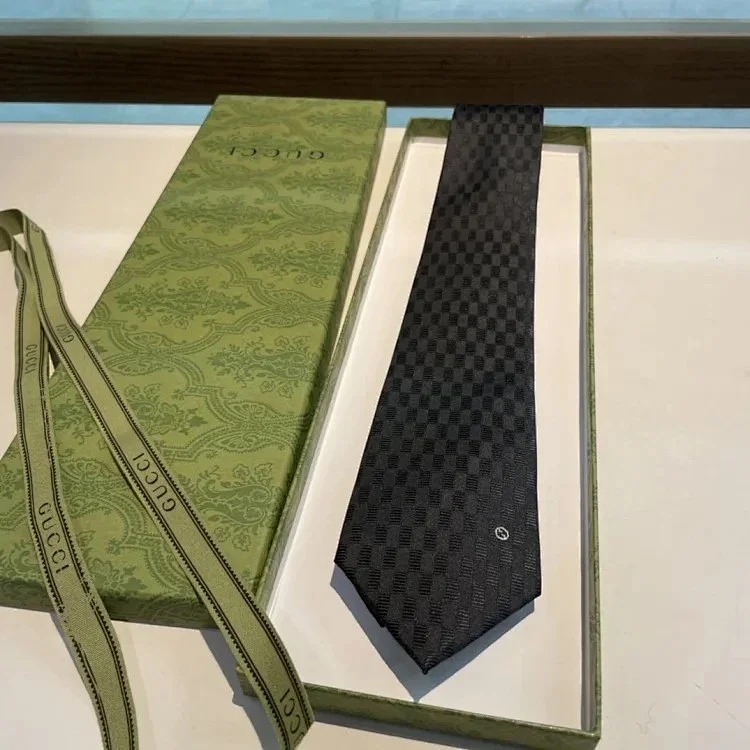 GU CCI Tie