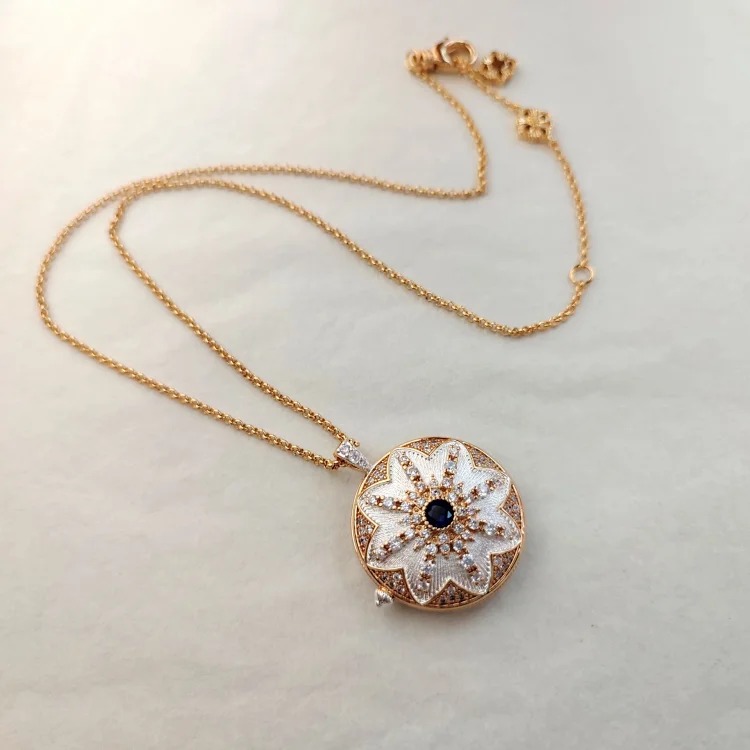 Vintage Luxury Premium Necklace