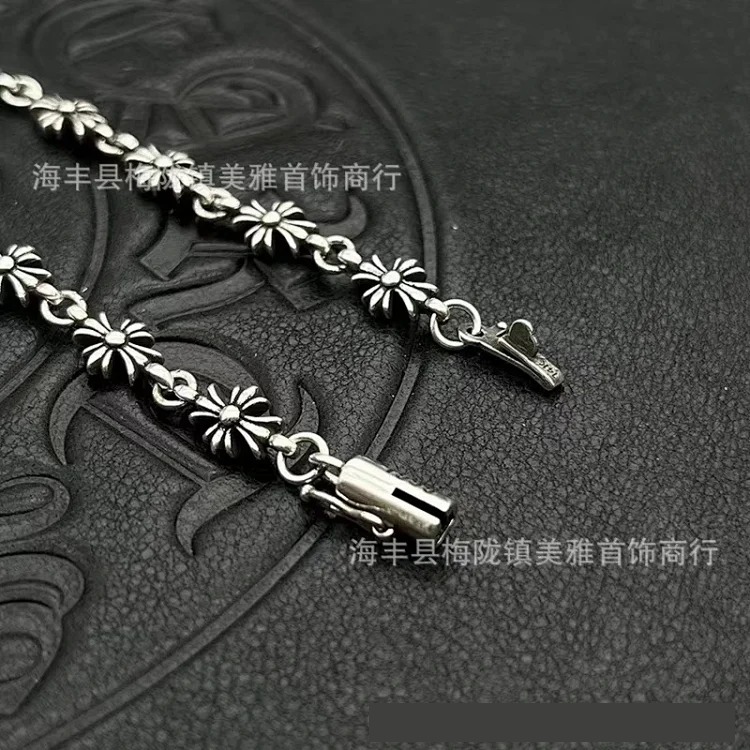 Crowe retro cross thin letter bracelet cross flower ball TINY E full flower jewelry with diamond gold bracelet