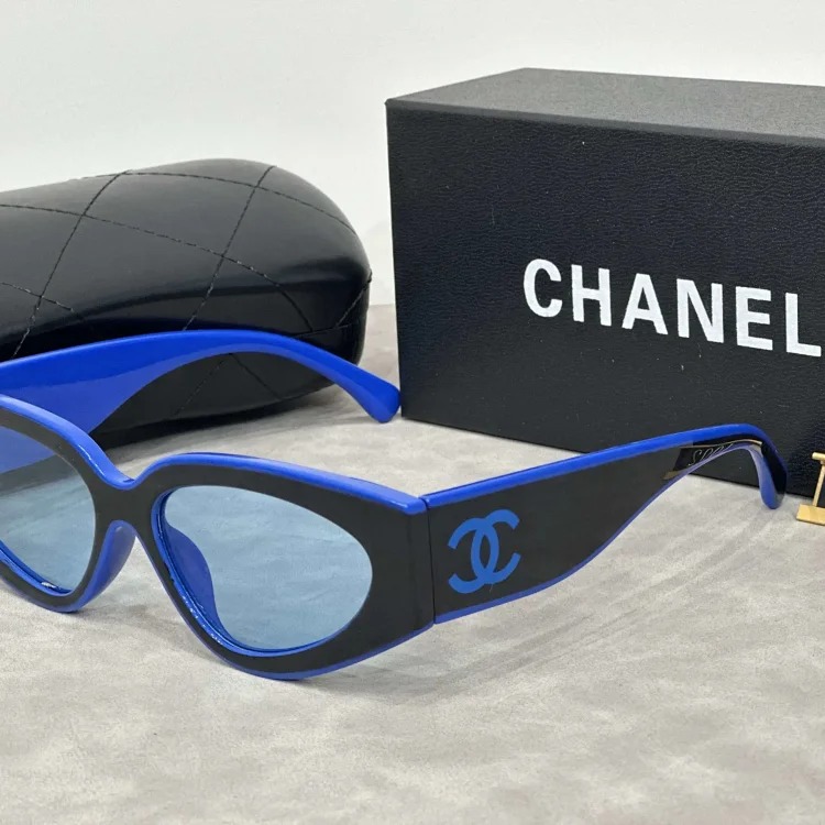 Fashionable casual summer sunglasses (with box