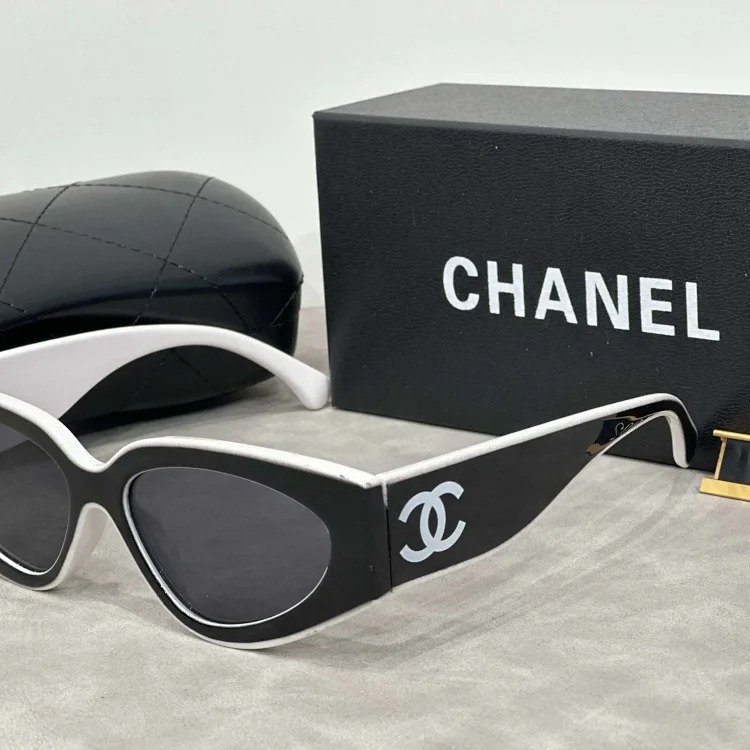Fashionable casual summer sunglasses (with box