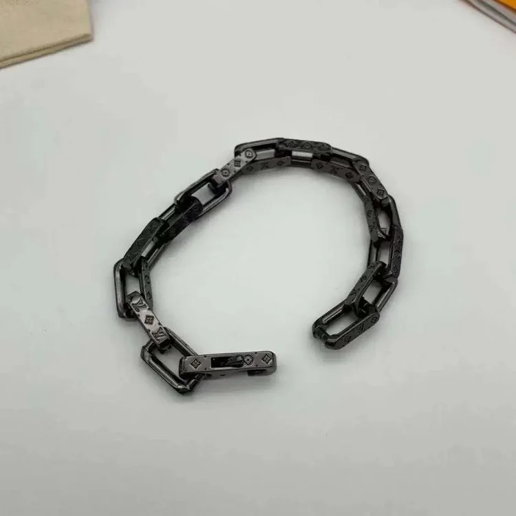 Fashion Trends Accessories Jewelry 06