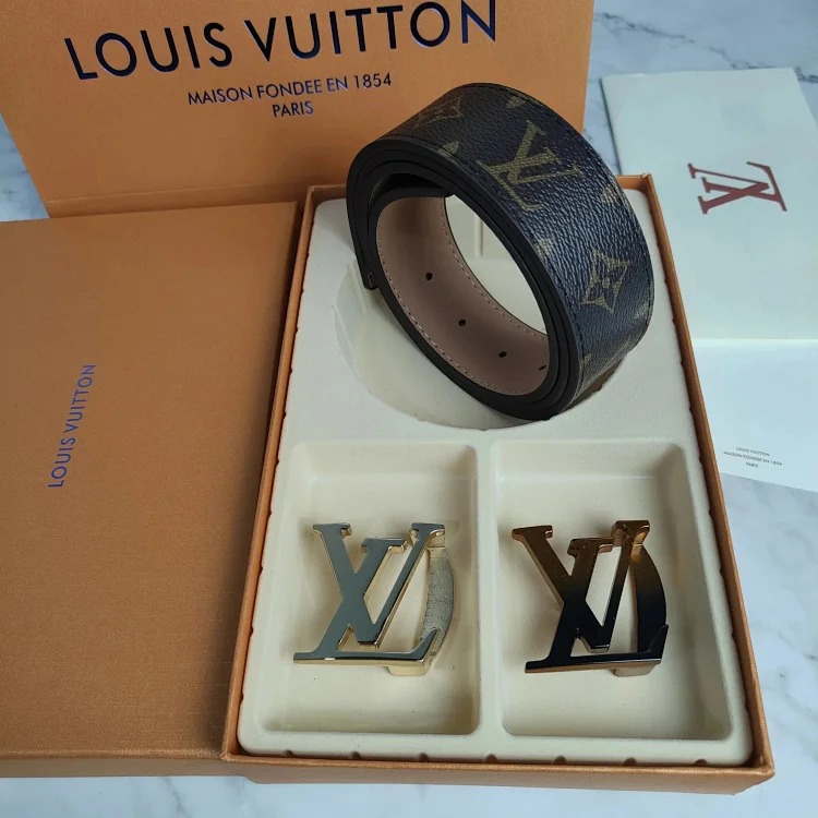 Fashionable and versatile belt 036