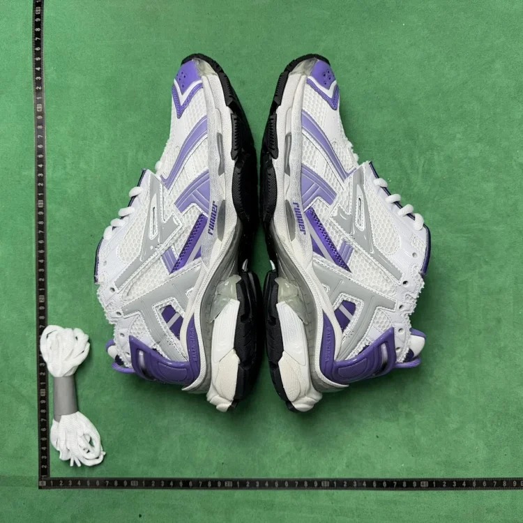 GO7 Sneakers 72